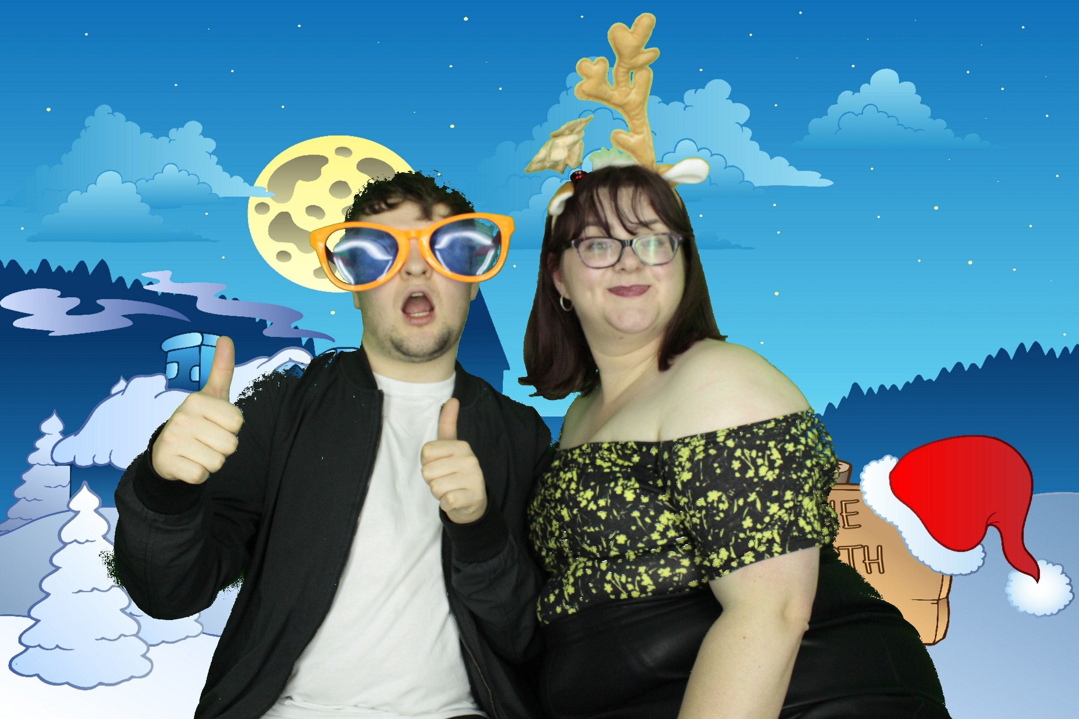Ocean Network Express Christmas Party 2019 | View more photos from the event at gallery.myphotoboothexperience.co.uk/u/MyPhotoBoothExperienceLtd/Ocean-Network-Express-Christmas-Party-2019